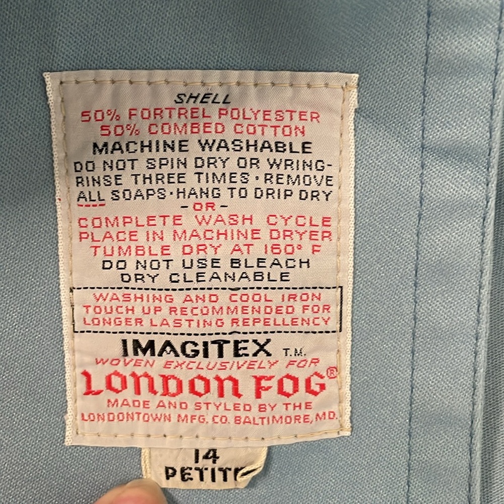 London Fog Vintage, gorgeous, light blue rain jacket women’s size 14 Petite - Picture 9 of 16